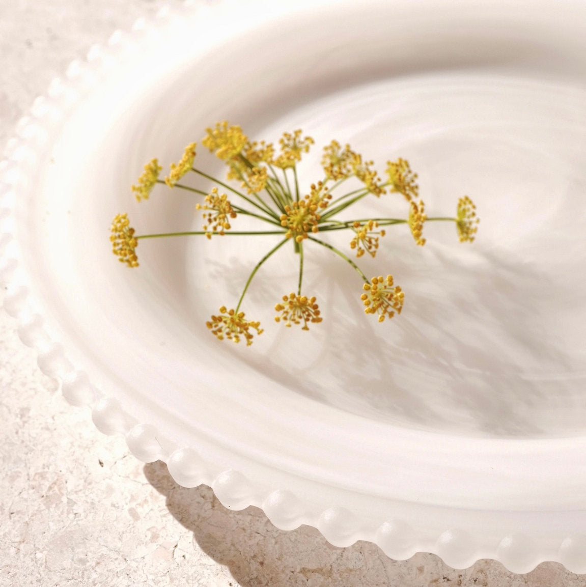 Mist Cloud - Pearl White Plate